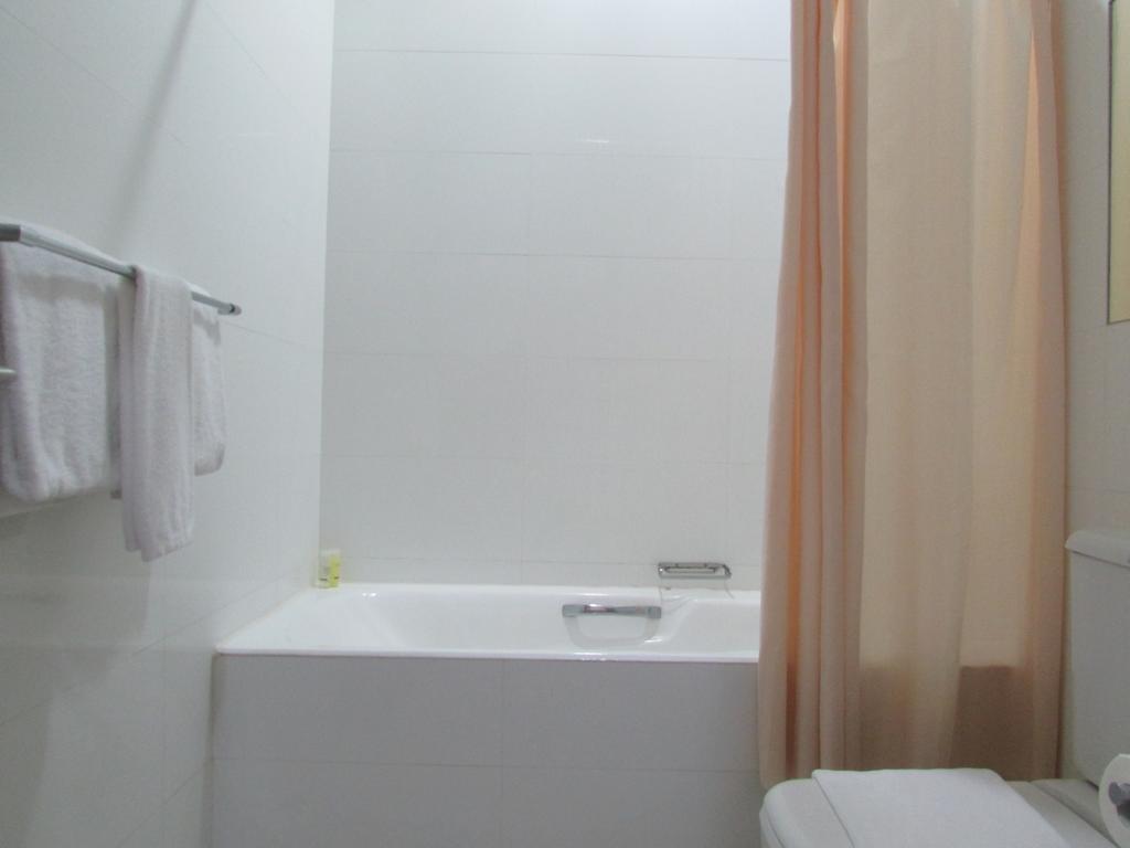 Village Residence West Coast By Far East Hospitality Singapore Exteriör bild